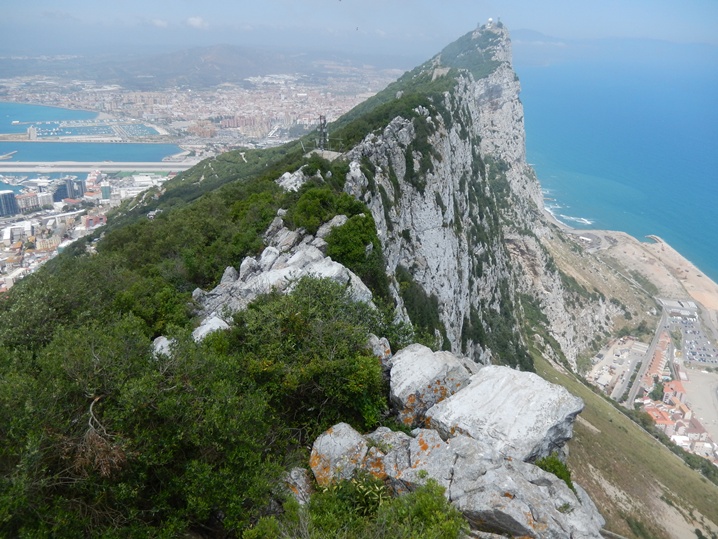 gibraltar 11 urlop na etacie